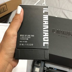 Base de maquillaje  de la marca ilmakiage